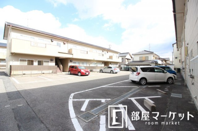 【駐車場】 | ハイツ朝日ヶ丘　Ｃ棟