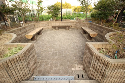 【その他共用部分】 | サンフェルティD棟 | ★敷地内くつろぎスペースあります★