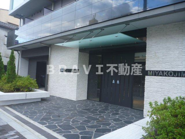 S-RESIDENCE都島(エスレジデンスミヤコジマ)　BRAVI不動産の外観パース|【S-RESIDENCE都島】こちら、外観パースです