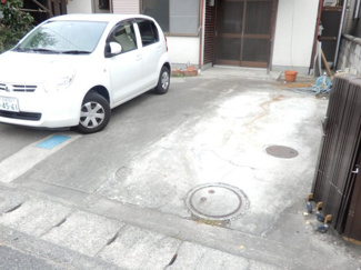 【駐車場】