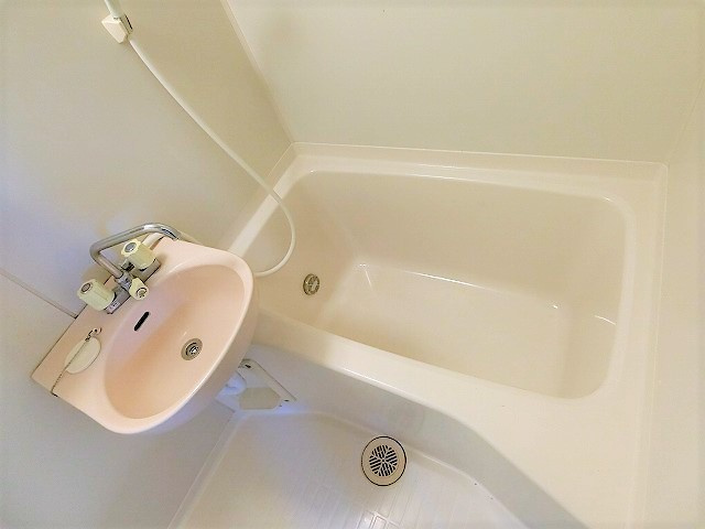 カギナカハイツBの浴室