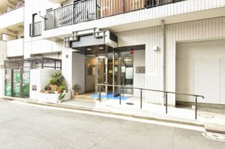 【エントランス】 | 横浜市営地下鉄ブルーライン「阪東橋」駅徒歩5分の好立地！