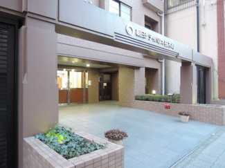 【エントランス】 | JR根岸線「桜木町」駅徒歩4分、横浜市営地下鉄ブルーライン「桜木町」駅徒歩3分の2路線利用可能と好立地！