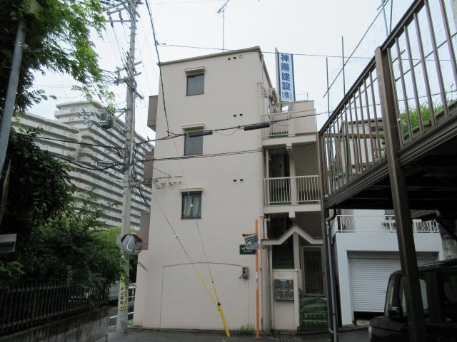 サンマリン大蔵谷の外観