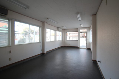 【内装】 | YMNテナント