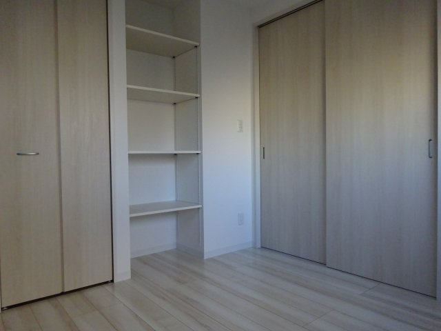 ラプレジオ小岩の収納
