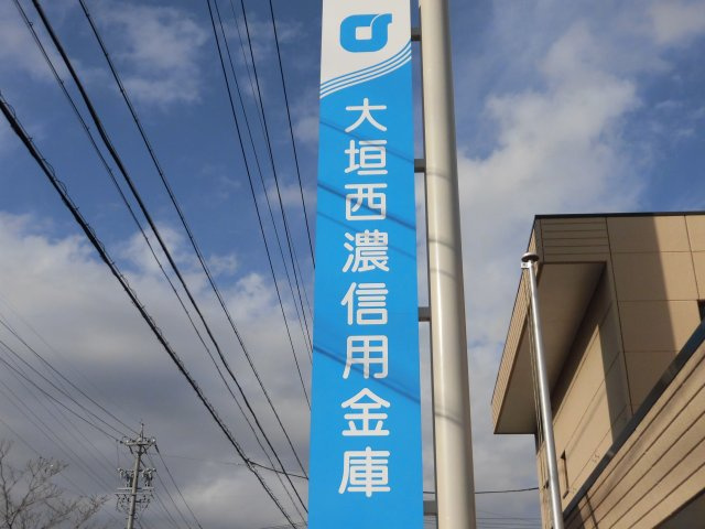 ジーライズ室本町の周辺
