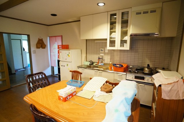 【居間・リビング】 | 真光寺ビレッジ売り別荘 | おしゃれな居間です