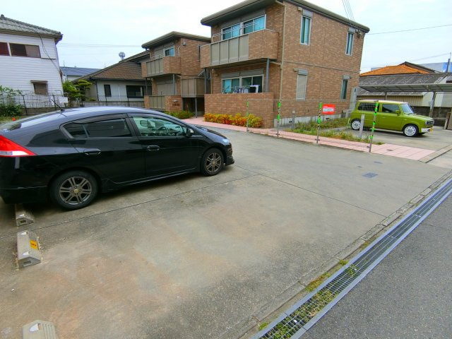 コート・パルの駐車場