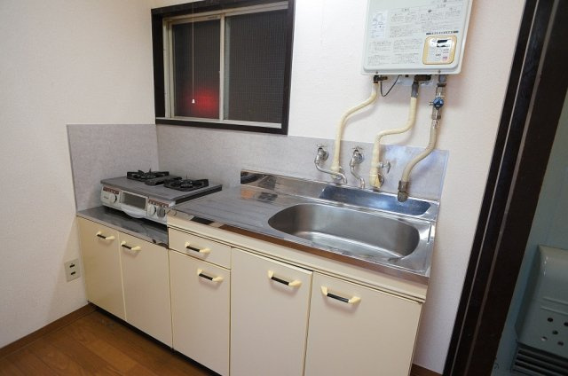 【キッチン】 | コーポラス辰巳