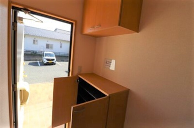 【玄関】 | メルシーモアＡ