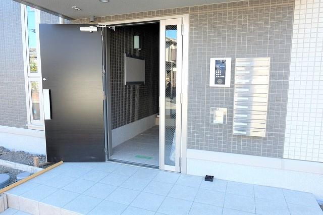 メゾン・ド・プリュネのエントランス