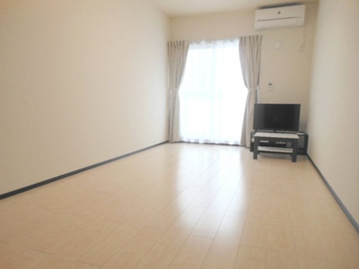 【居間・リビング】 | クレイノ初島