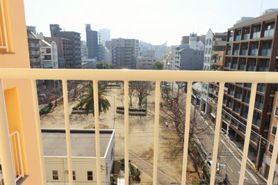 【展望】 | ストーク天神ハイム | ＬＤＫの窓からは滝川公園が一望出来ます