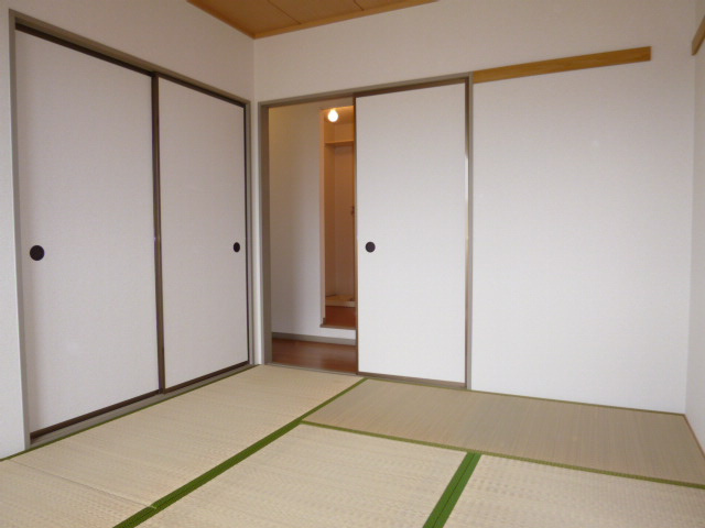 倉敷市北畝４丁目のアパートの寝室|洋室