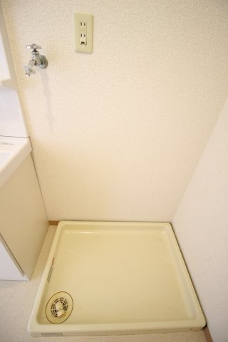 【設備】 | ガーデンフラットカメリア | ★室内洗濯機置き場★