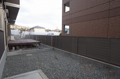 【庭】 | フレーズコート | 専用庭（２階はバルコニー）