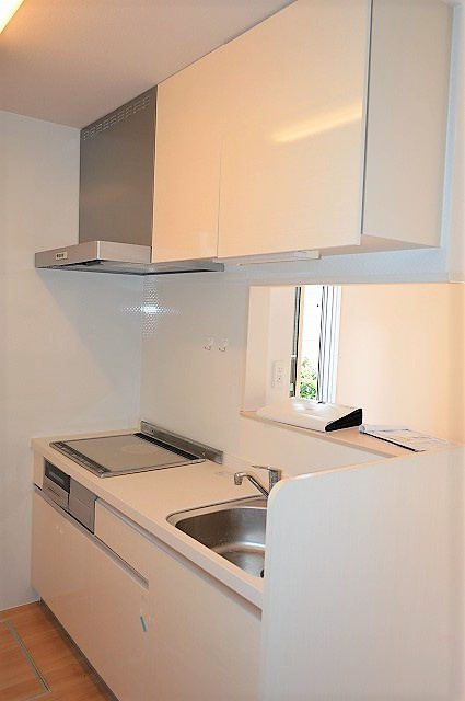 ソラーレスのキッチン|写真は同建物の別部屋を参考に掲載しております。