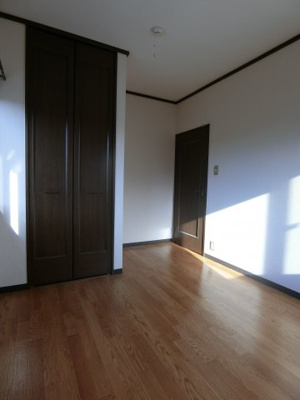 【寝室】 | ロイヤルもずA棟