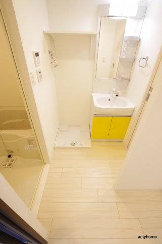 ビガーポリス300同心2　仲介手数料無料の洗面所