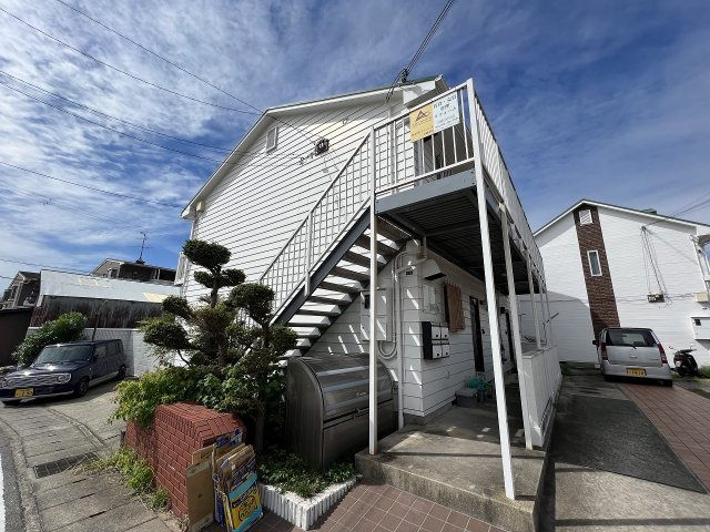 メゾンアドニスの外観