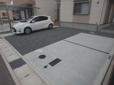 【駐車場】 | 的形戸建