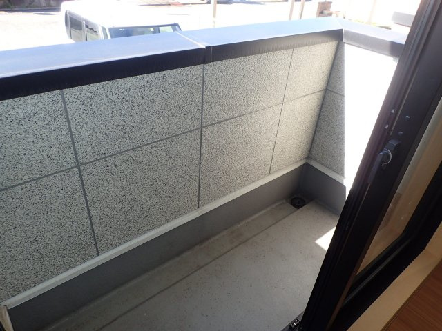 アネモスつつじが丘のバルコニー