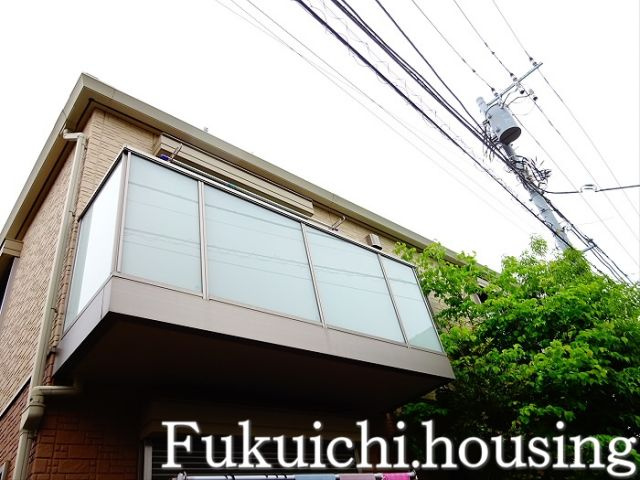 シャルム明大前の外観