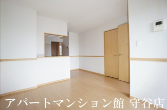 【居間・リビング】 | Wing Court SOMEYA