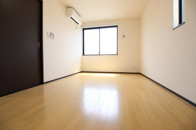 【洋室】 | レオネクストみやびⅢ | ☆エアコン付☆