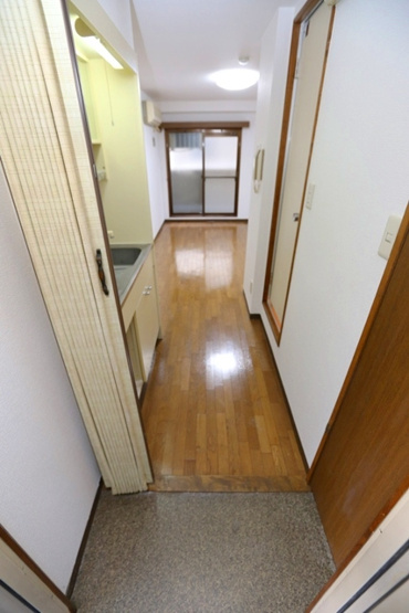 【玄関】