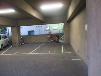 【駐車場】 | ストーク三津屋（河内永和賃貸） | 駐車場完備です