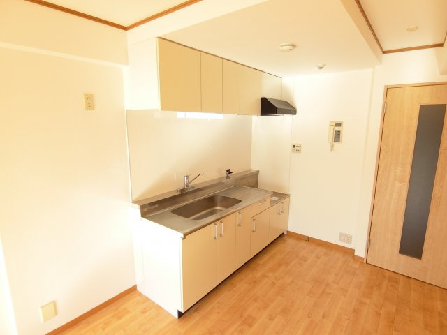 グランドメゾン津々山台のキッチン