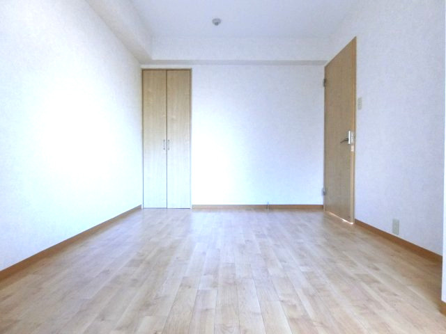 グランドメゾン津々山台の寝室