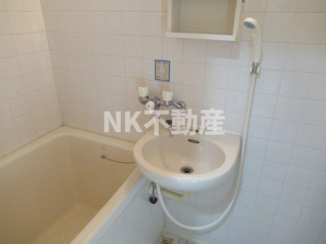 【洗面所】 | ベルジュネス（八戸ノ里賃貸） | 洗面です