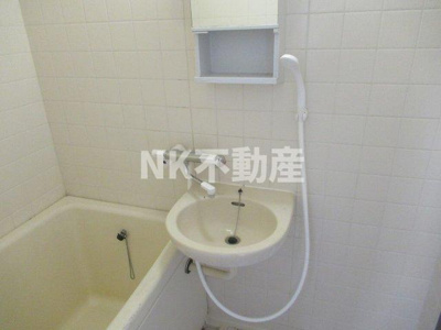 【トイレ】 | ベルジュネス（八戸ノ里賃貸） | ゆったりとした空間のトイレです