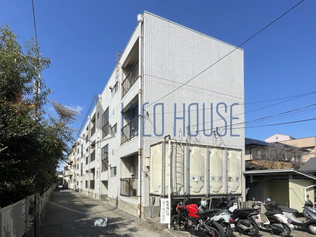 マンション富士の外観