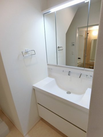 ベル・ウッドの独立洗面台