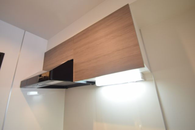 グランフェリーチェ船橋のキッチン|キッチン上に収納あります