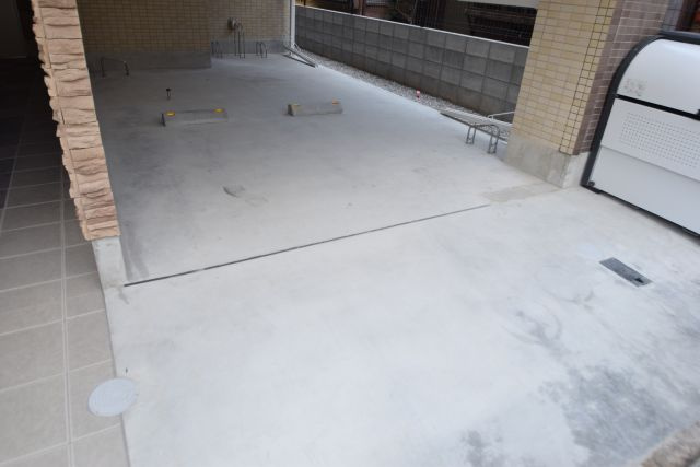 グランフェリーチェ船橋の駐車場|敷地内に駐車場あります