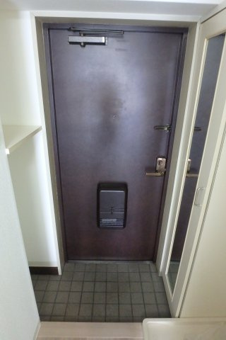 ジュネス北在家の玄関