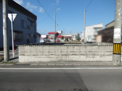 【前面道路含む現地写真】 | 黒石市浜町 売土地