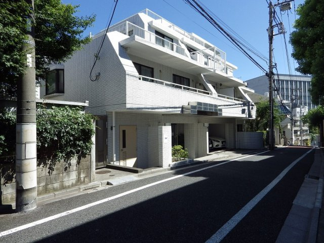 白山ヒルズの外観