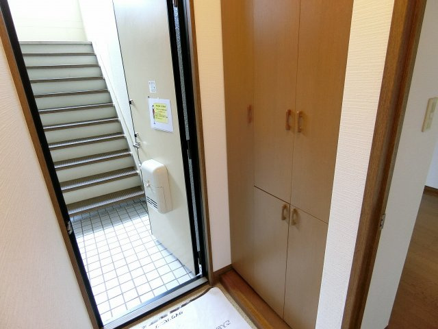 ソシア藤の玄関
