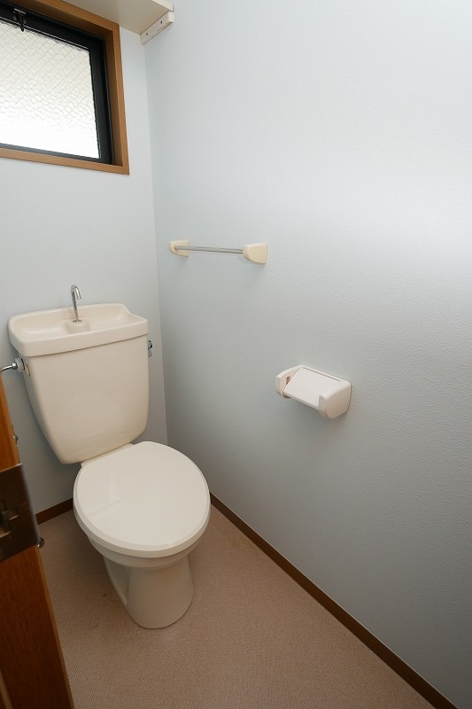 ハイム西本のトイレ|ハイム西本202号室　