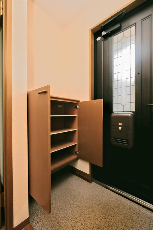 ハイム西本の玄関|ハイム西本202号室　