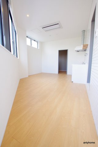 PASSART Bld　仲介手数料無料の居間・リビング