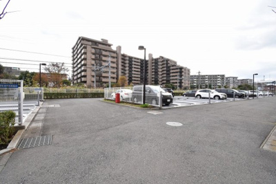 【駐車場】 | ローヤルシティ鴨居七番館