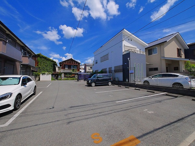 奈良町サイド・シヅの駐車場|駐車場です