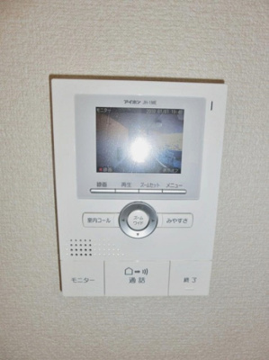 【セキュリティ】 | カーサヴィエントⅠ | 防犯対策に有効なカメラ付きインターホン！録画機能が付いているので留守中の訪問者まで確認できます♪